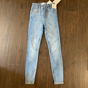 Women’s Zara jeans Sz 34